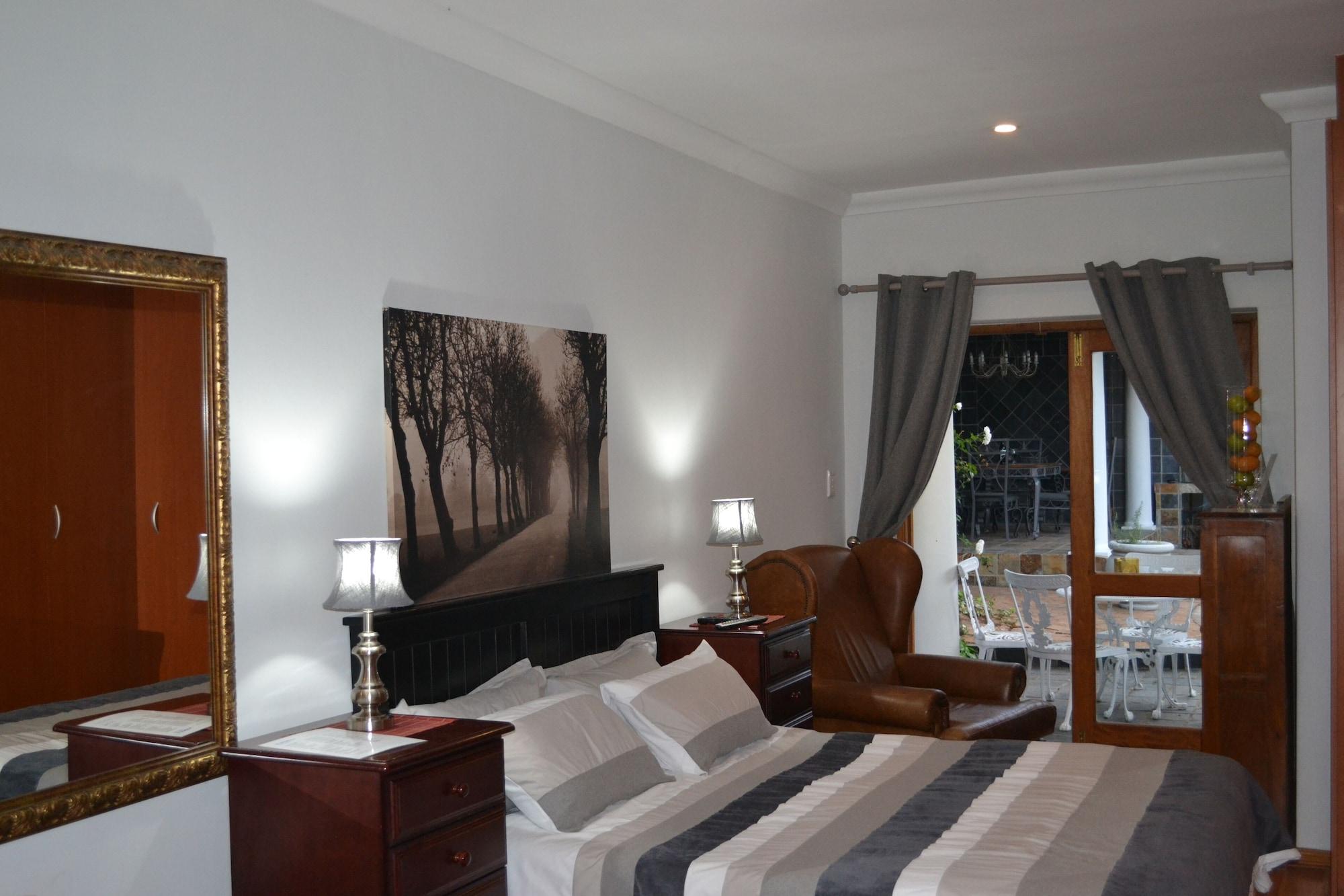 A Smart Stay Apartments Somerset West Exterior photo